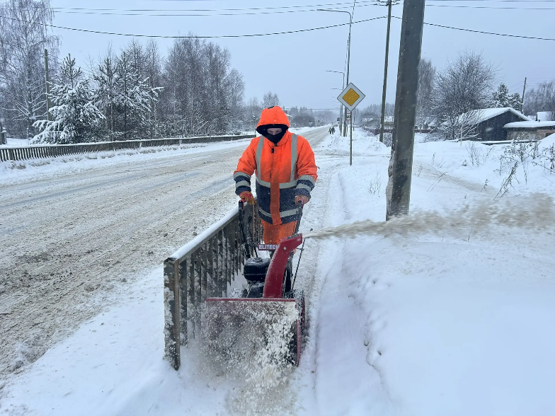 АО «Коми дорожная компания» обеспечивает круглосуточное содержание и ремонт автомобильных дорог Республики Коми.