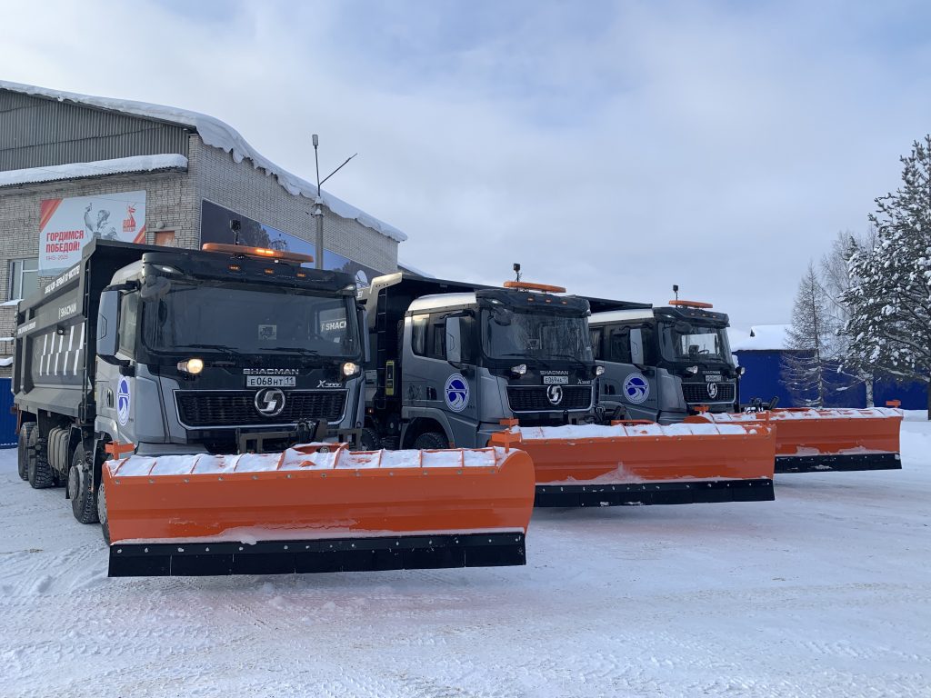 АО «Коми дорожная компания» укрепляет автопарк: новые комбинированные дорожные машины для эффективного обслуживания дорог